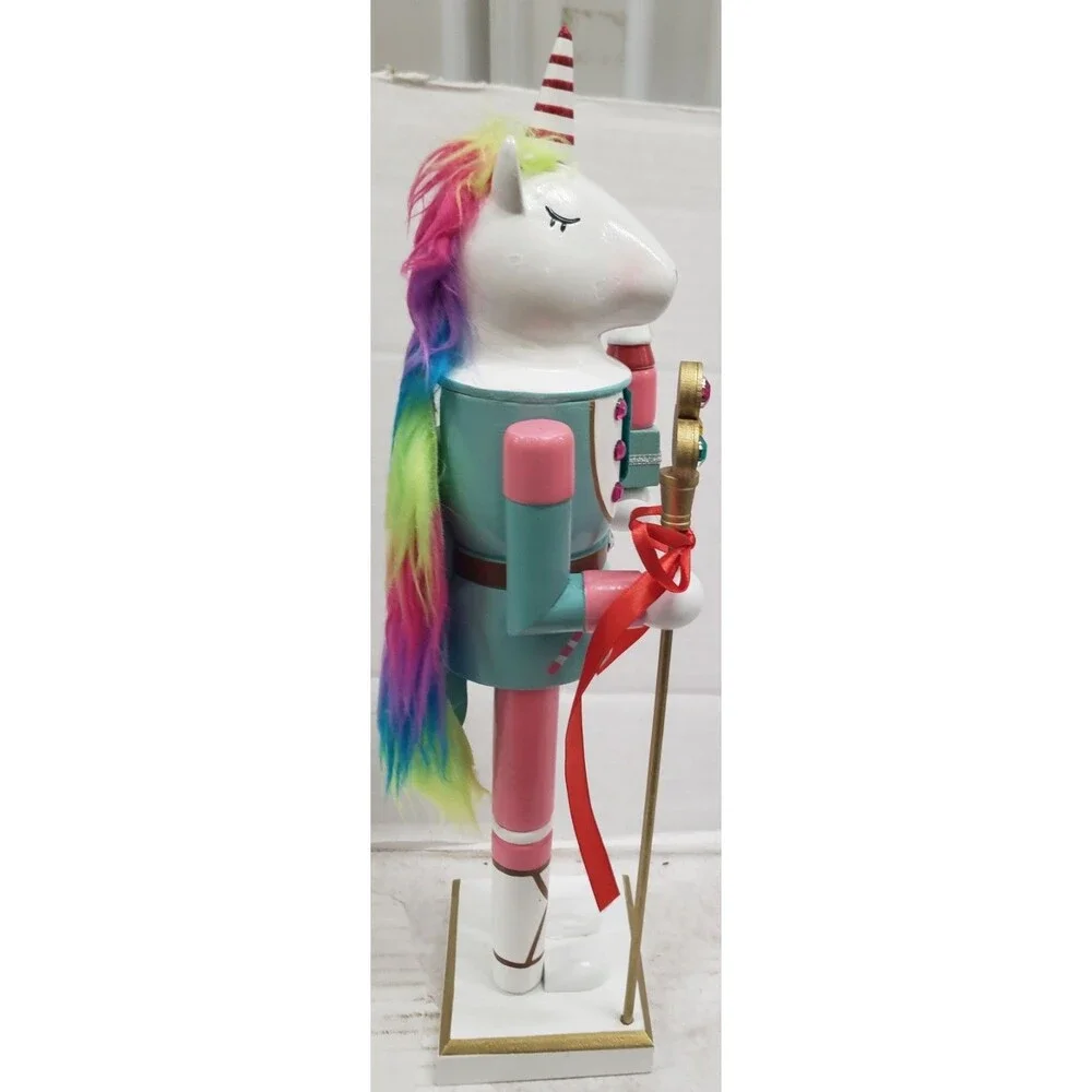Wooden Christmas Nutcracker,14